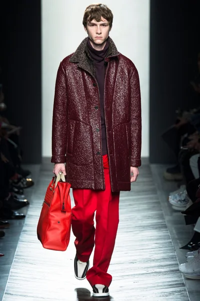 Look 27